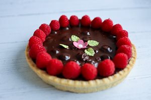 Chocolate Raspberry Cake